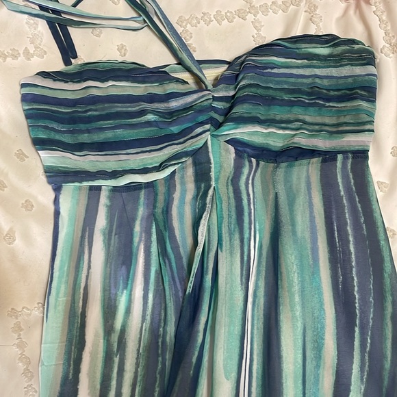 Ocean Color Maxi Dress. Size 6 Medium Lauren Conrad - Picture 3 of 3
